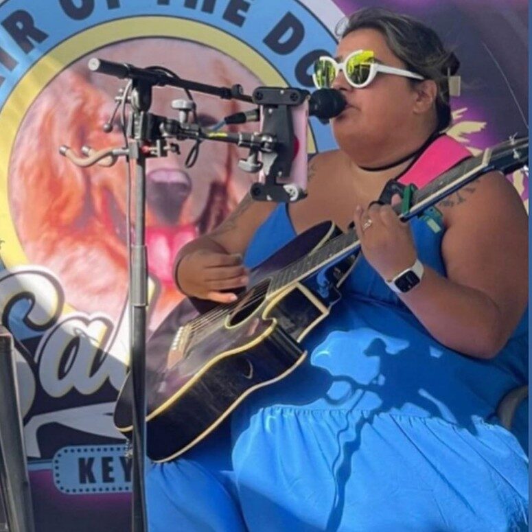 Victoria Leigh @Hank’s Hair of the Dog